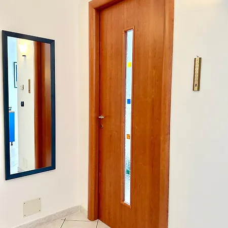 Hostdomus - Pietra Blu Daire *