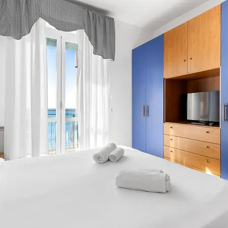 Hostdomus - Pietra Blu Pietra Ligure
