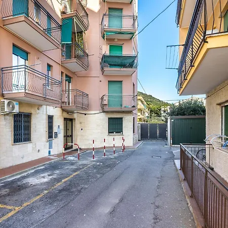 Hostdomus - Pietra Blu Daire
