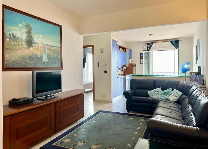 Hostdomus - Pietra Blu * 皮特拉利古